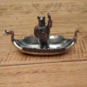 Håndstopt Nordic Warrior Ship Tinn Figurine